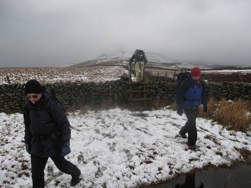 13_29-1.jpg - Pen-y-ghent starts to disappear and the walk becomes stiles and bogs for a while.